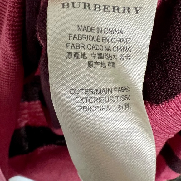 Like New XL Burberry Brit 100% Merino Wool Sweater. Unisex. - Picture 3 of 6